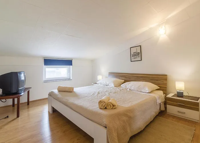 Vikendica Cozy In With Kitchen