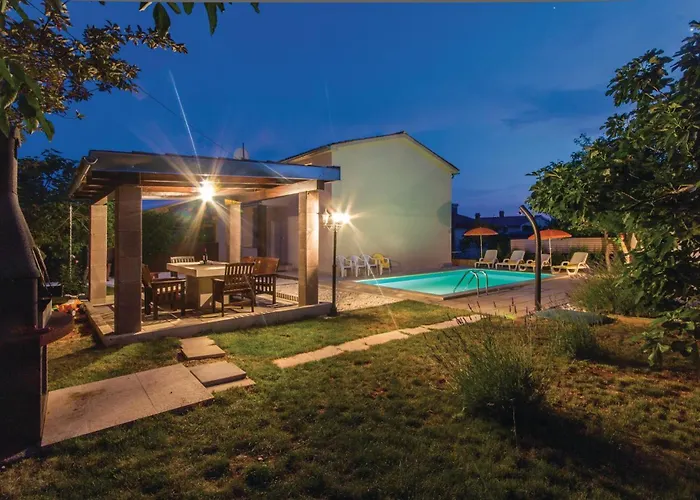 Cozy In With Kitchen Vikendica *