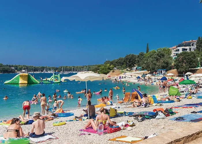 Cozy In With Kitchen Pula