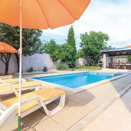 Cozy In With Kitchen *