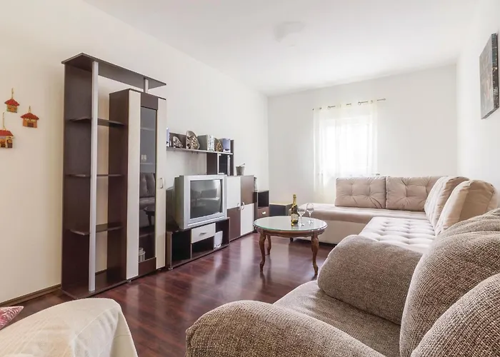 Cozy In With Kitchen Holiday home