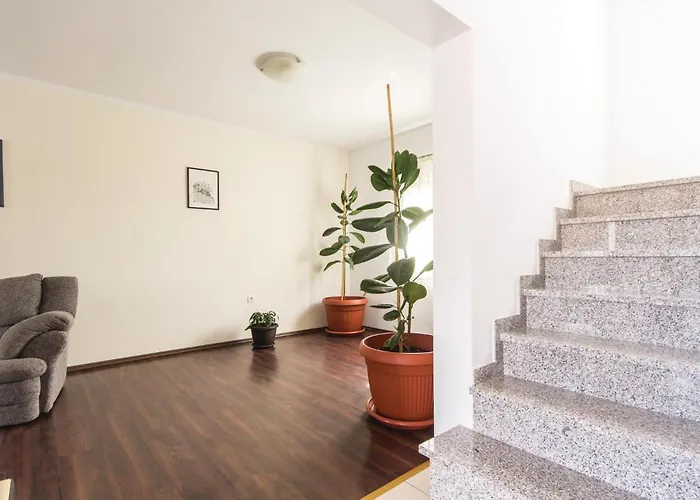 Cozy In With Kitchen Pula