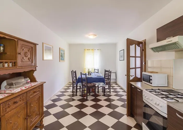 Cozy In With Kitchen Holiday home *