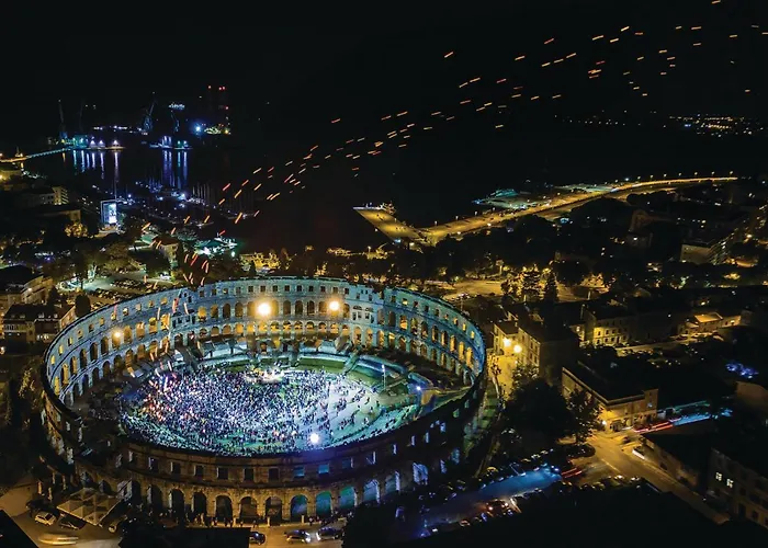 Holiday home Cozy In With Kitchen *